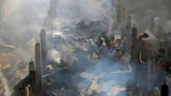 Gedung Penyimpanan Perhiasan Terbakar, 17 Orang Tewas